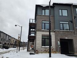 121-155 Equestrian Way  Cambridge, ON N3E 0E8