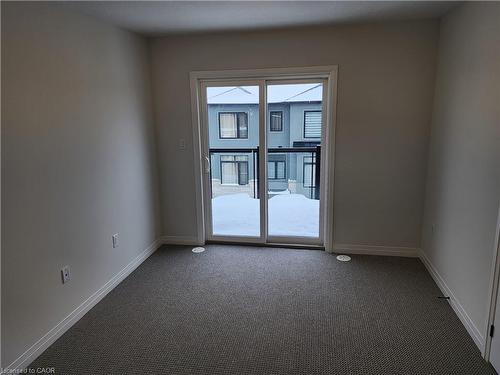 121-155 Equestrian Way, Cambridge, ON - Indoor Photo Showing Other Room
