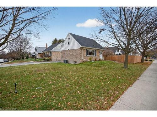 52 Sylvia Crescent, Hamilton, ON - Outdoor