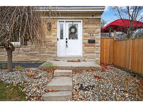 52 Sylvia Crescent, Hamilton, ON - Outdoor