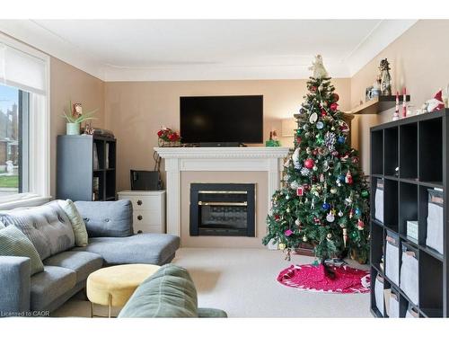 52 Sylvia Crescent, Hamilton, ON - Indoor Photo Showing Living Room With Fireplace