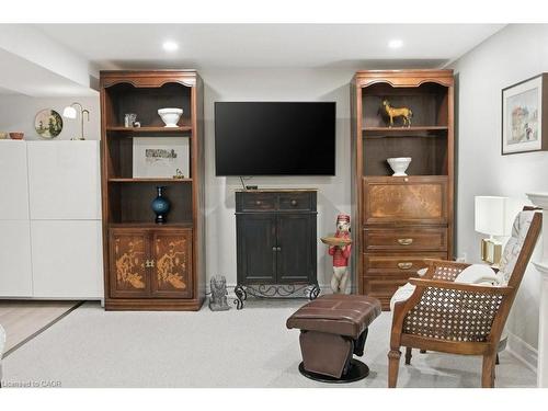 52 Sylvia Crescent, Hamilton, ON - Indoor