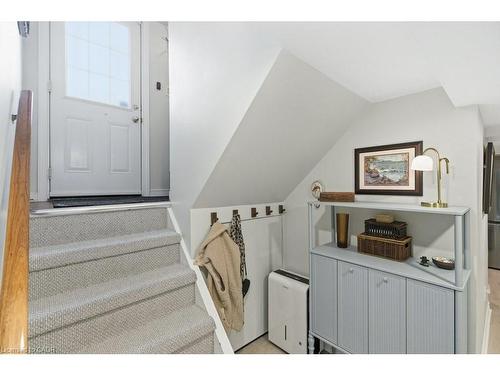 52 Sylvia Crescent, Hamilton, ON - Indoor Photo Showing Other Room