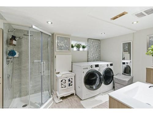 52 Sylvia Crescent, Hamilton, ON - Indoor Photo Showing Laundry Room