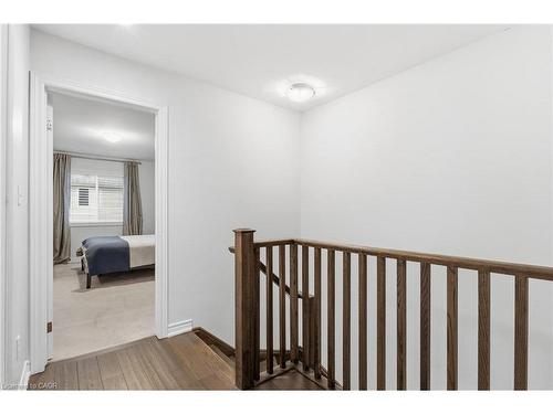 7-21 Madonna Drive, Hamilton, ON - Indoor Photo Showing Other Room
