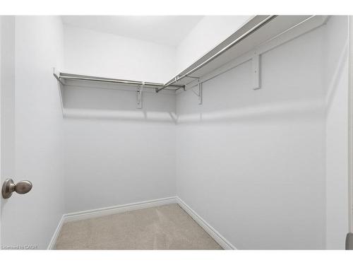 7-21 Madonna Drive, Hamilton, ON - Indoor With Storage