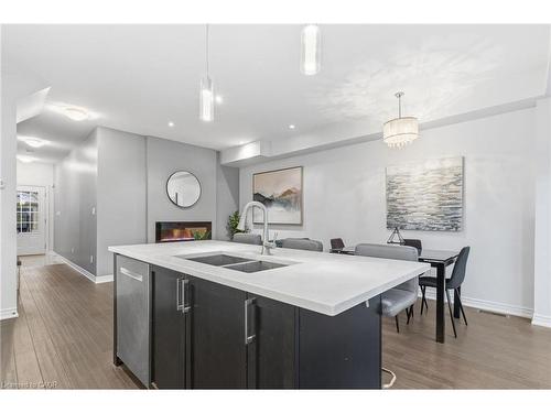 7-21 Madonna Drive, Hamilton, ON - Indoor Photo Showing Kitchen With Double Sink