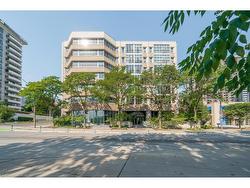502-66 Bay Street S Hamilton, ON L8P 4Z6