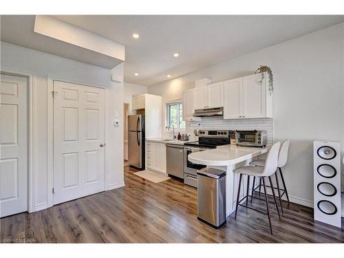 7C-164 Heiman Street, Kitchener, ON - Indoor Photo Showing Kitchen