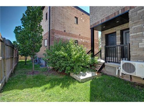 7C-164 Heiman Street, Kitchener, ON - Outdoor With Exterior