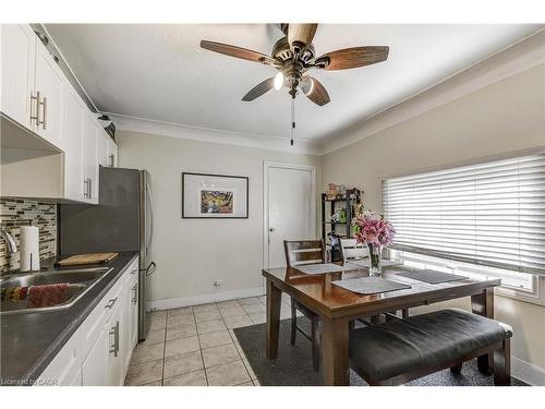 201 Barton Street W, Hamilton, ON - Indoor Photo Showing Other Room