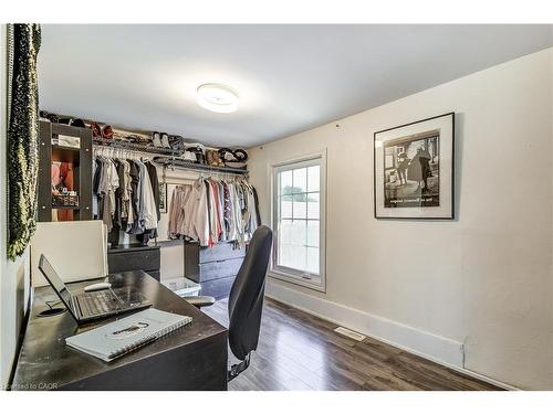 201 Barton Street W, Hamilton, ON - Indoor