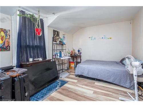 175 - 177 Wilson Street, Hamilton, ON - Indoor Photo Showing Bedroom