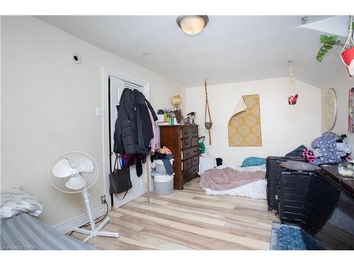 175 - 177 Wilson Street, Hamilton, ON - Indoor Photo Showing Bedroom