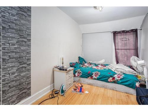 175 - 177 Wilson Street, Hamilton, ON - Indoor Photo Showing Bedroom