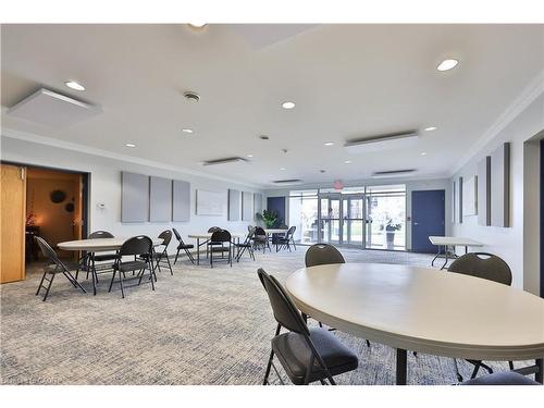 509-1980 Imperial Way, Burlington, ON - Indoor