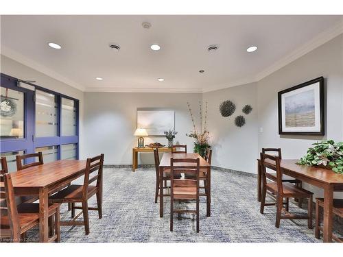 509-1980 Imperial Way, Burlington, ON - Indoor Photo Showing Dining Room