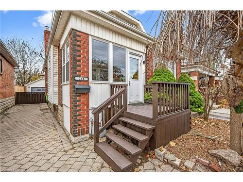 266 Wexford Avenue S, Hamilton, ON - Outdoor With Deck Patio Veranda