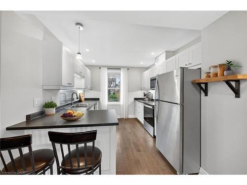 266 Wexford Avenue S, Hamilton, ON - Indoor