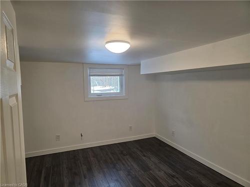 266 Wexford Avenue S, Hamilton, ON - Indoor Photo Showing Other Room