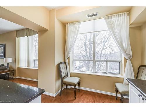 2509-100 Burloak Drive, Burlington, ON - Indoor