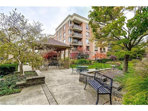 2509-100 Burloak Drive, Burlington, ON - Outdoor With Balcony