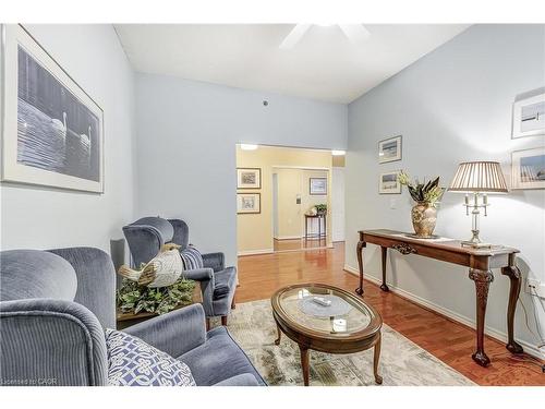 2509-100 Burloak Drive, Burlington, ON - Indoor