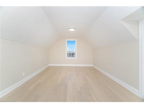 98 Birch Avenue, Hamilton, ON - Indoor Photo Showing Other Room