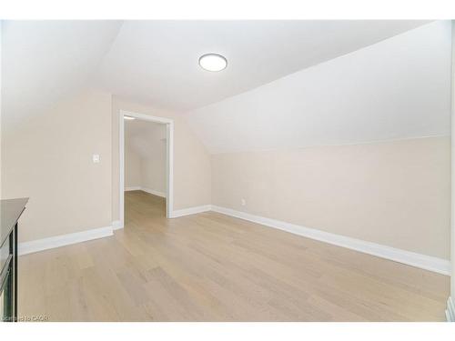 98 Birch Avenue, Hamilton, ON - Indoor Photo Showing Other Room