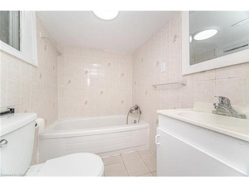 98 Birch Avenue, Hamilton, ON - Indoor Photo Showing Bathroom