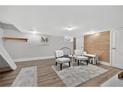 1091 Upper Wellington Street, Hamilton, ON - Indoor