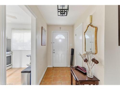 21-2107 Marine Drive, Oakville, ON - Indoor Photo Showing Other Room