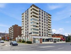 902-432 Main Street E Hamilton, ON L8N 1J9