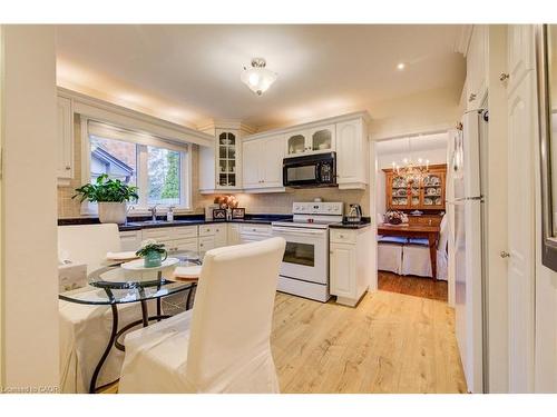 50 Edgewood Avenue, Hamilton, ON - Indoor Photo Showing Kitchen