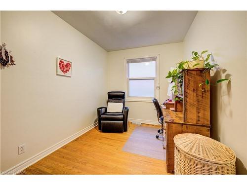 50 Edgewood Avenue, Hamilton, ON - Indoor