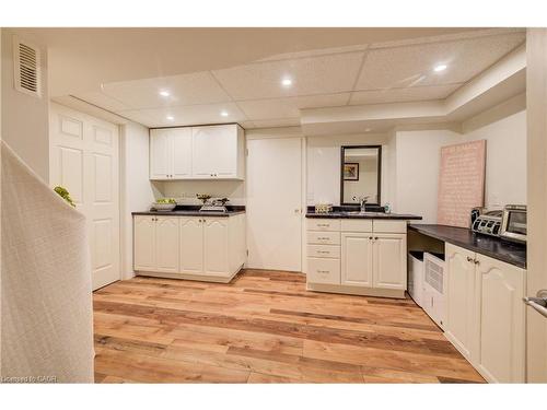 50 Edgewood Avenue, Hamilton, ON - Indoor Photo Showing Kitchen