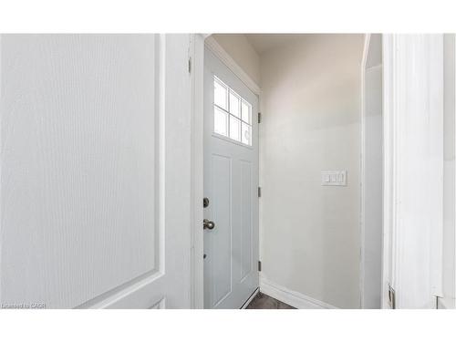 Lower-313 Ashbury Road, Oakville, ON - Indoor Photo Showing Other Room