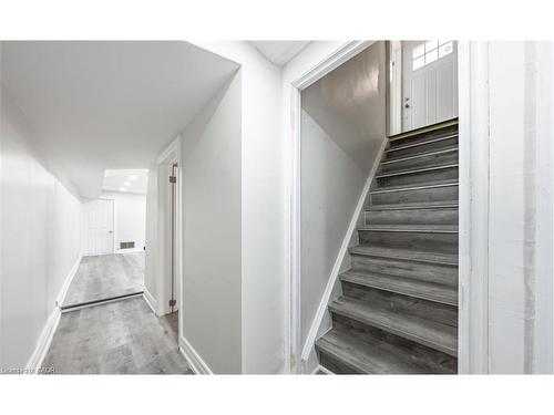 Lower-313 Ashbury Road, Oakville, ON - Indoor Photo Showing Other Room