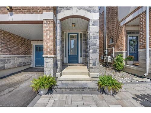 3959 Koenig Road, Burlington, ON - Outdoor With Facade