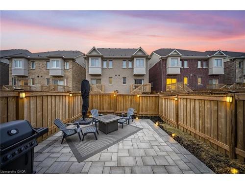 3959 Koenig Road, Burlington, ON - Outdoor