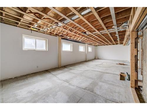 14 Athlone Road, Cambridge, ON - Indoor