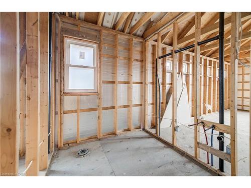 14 Athlone Road, Cambridge, ON - Indoor