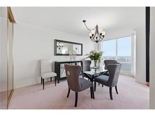 1808-2170 Marine Drive, Oakville, ON - Indoor Photo Showing Dining Room