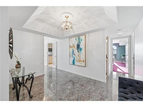 1808-2170 Marine Drive, Oakville, ON - Indoor Photo Showing Other Room