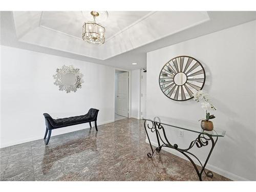 1808-2170 Marine Drive, Oakville, ON - Indoor Photo Showing Other Room