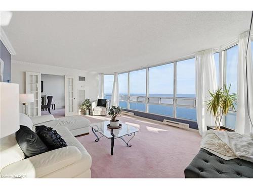 1808-2170 Marine Drive, Oakville, ON - Indoor Photo Showing Living Room