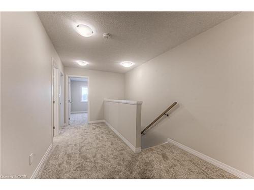 256 Green Gate Boulevard, Cambridge, ON - Indoor Photo Showing Other Room