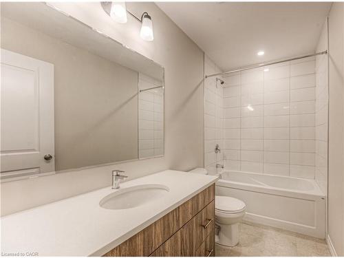 256 Green Gate Boulevard, Cambridge, ON - Indoor Photo Showing Bathroom