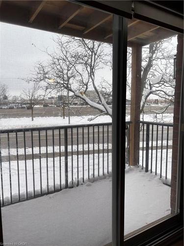 52-3085 Kingsway Drive, Kitchener, ON - Outdoor