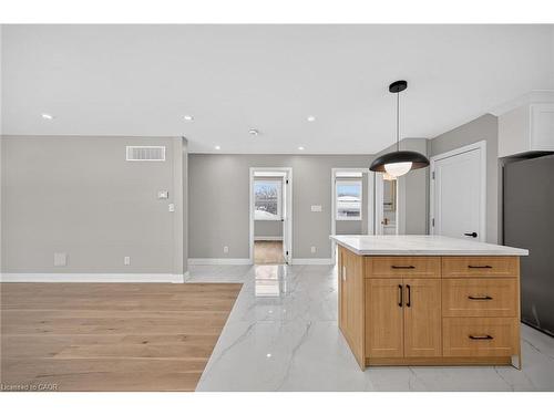 84 Blanmora Drive, Hamilton, ON - Indoor